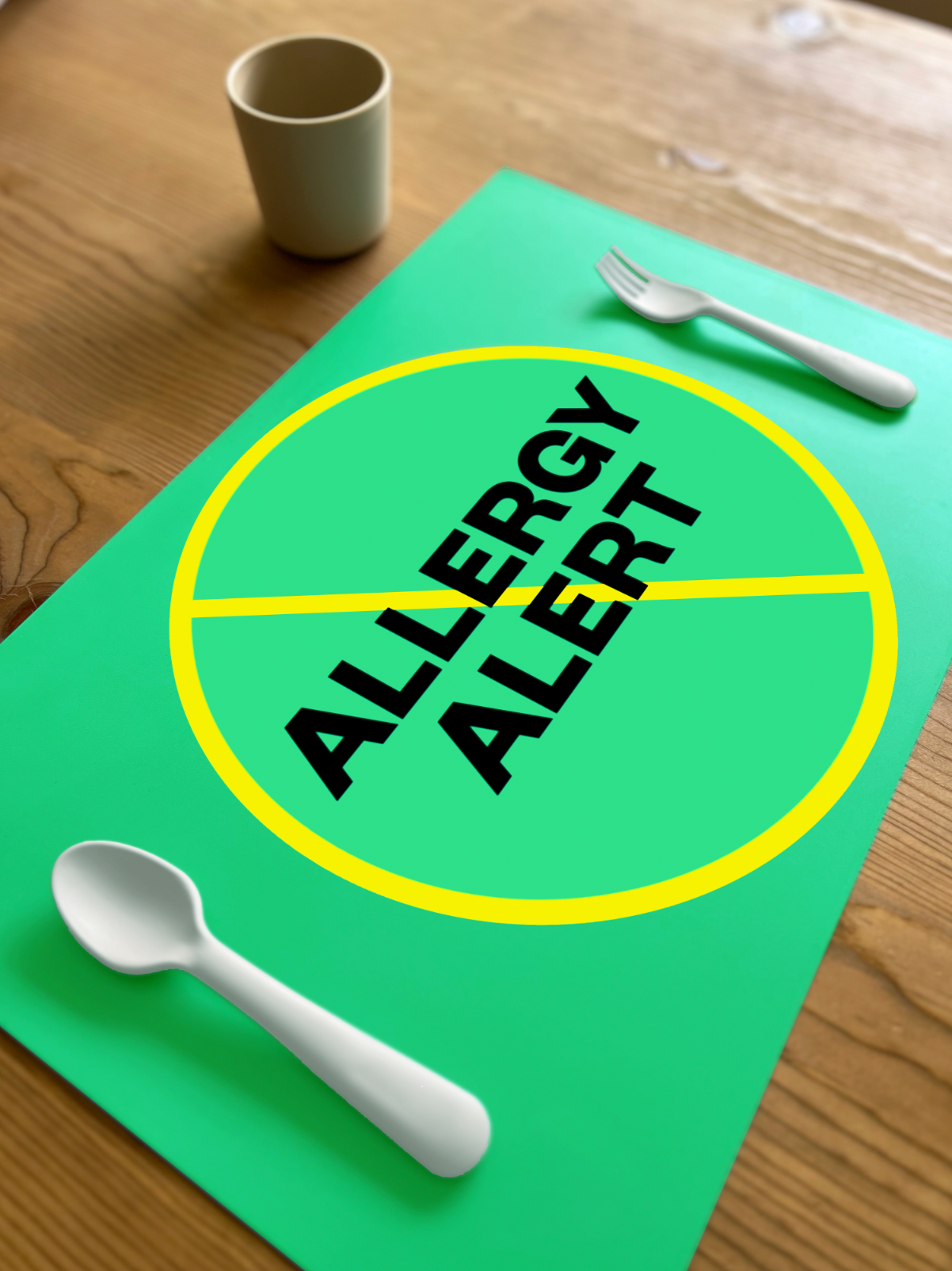 Allergy Alert Placemat + Magnet Sign